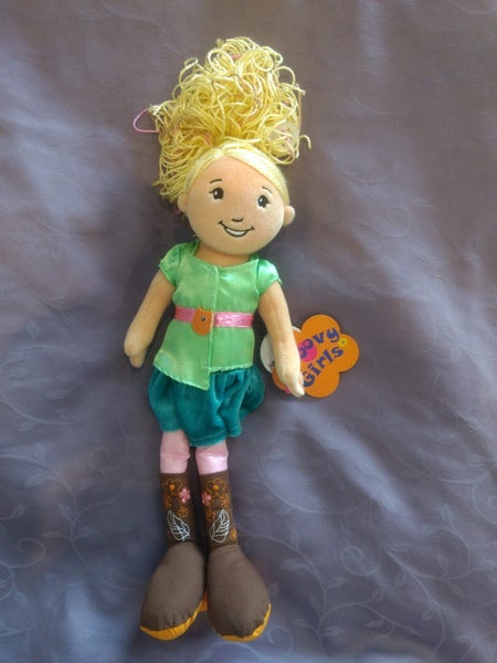 Groovy Girl Doll - Savanna Carousel 1