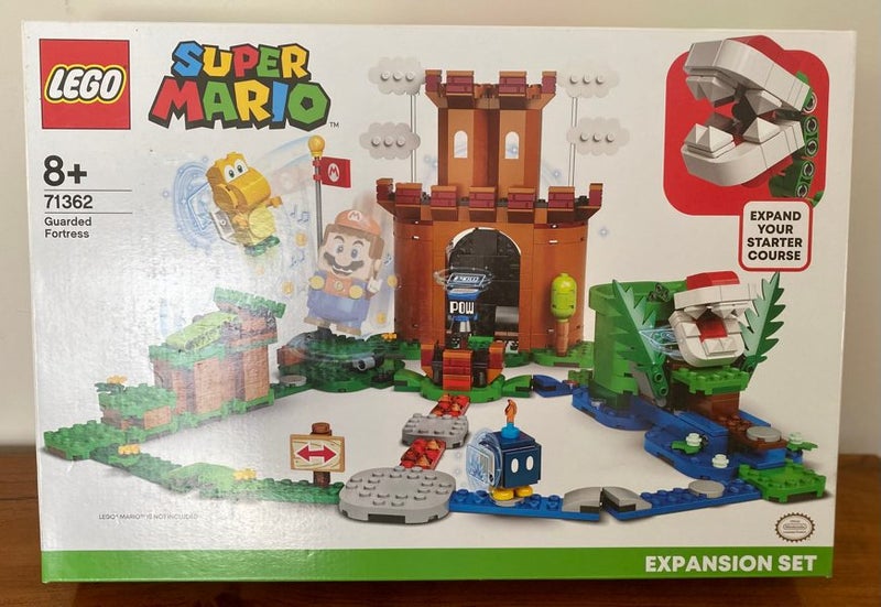 71362 LEGO Super Mario Guarded Fortress Carousel 1