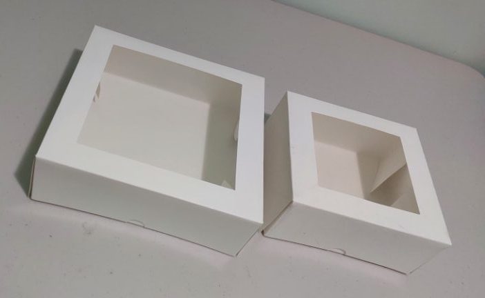 White Cake Box with Window x 5 Carousel 1
