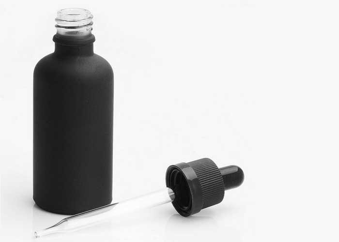 Black Glass Essential Oil Bottle dropper 100ml Carousel 1
