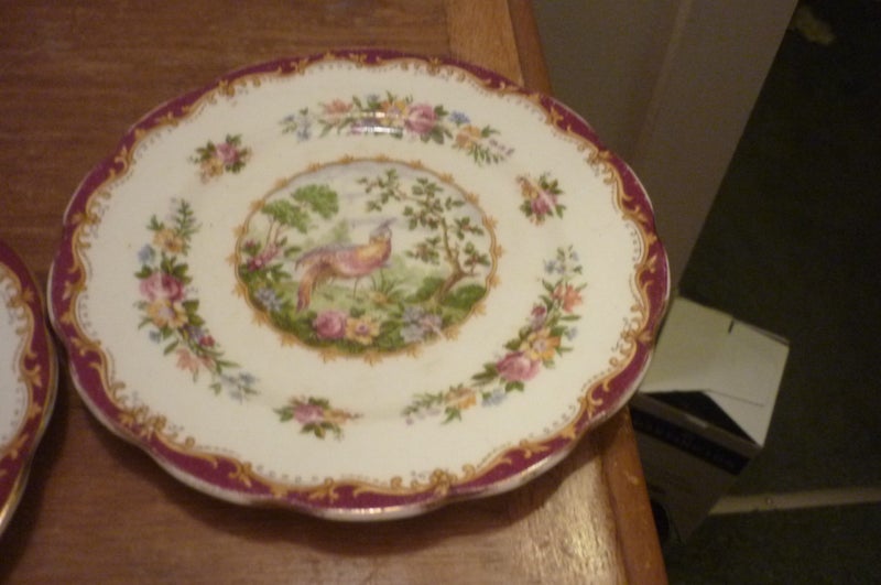 ROYAL ALBERT CHELSEA BIRD TRIO + EXTRA PLATE Carousel 2