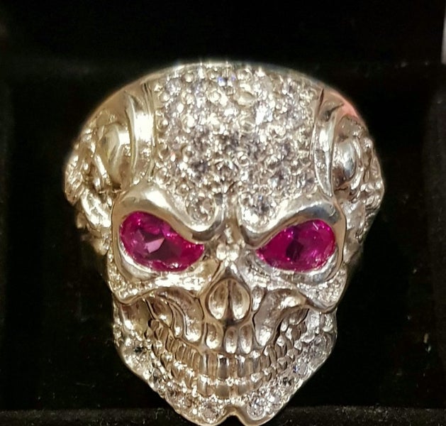 STG SILVER SKULL with Skeleton sides Carousel 2
