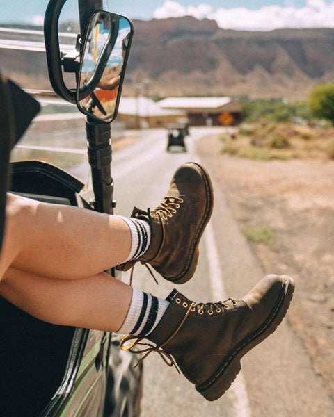 Dr Martens 1460 Crazy Horse Carousel 2