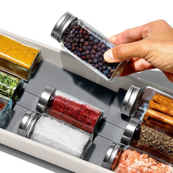 OXO - Compact Spice Drawer Organiser Carousel 9