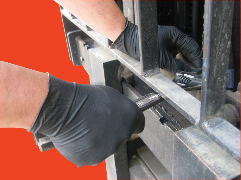 100x Black Shield Quality Extra Heavy Duty Nitrile Mechanic Gloves Tattoo Paint Carousel 2