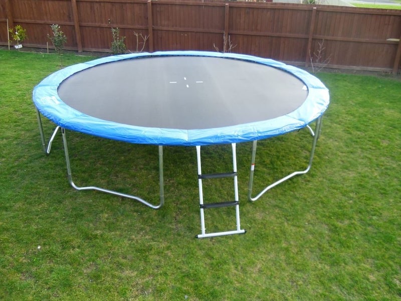 Trampoline 16ft Carousel 1
