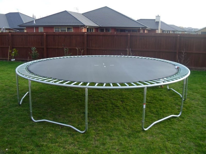 Trampoline 16ft Carousel 2