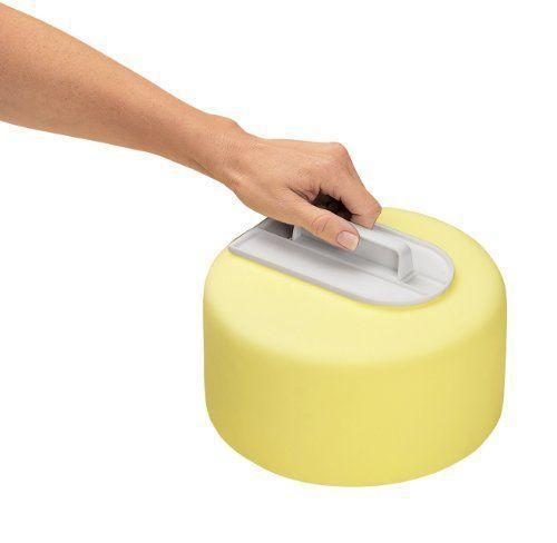 Bake Art Easy Glide Fondant Smoother Carousel 1
