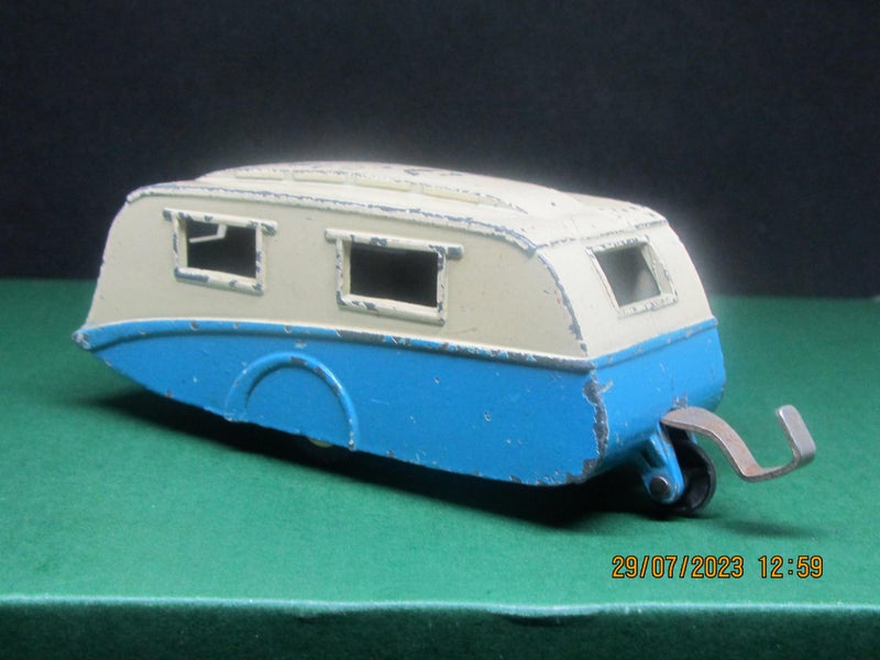 190 Caravan, Blue/Cream, 1956-1962, Meccano, England. Carousel 2