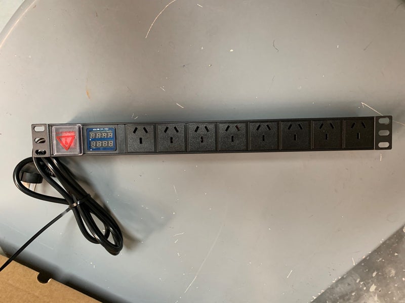 Rack PDU - Metered Carousel 1