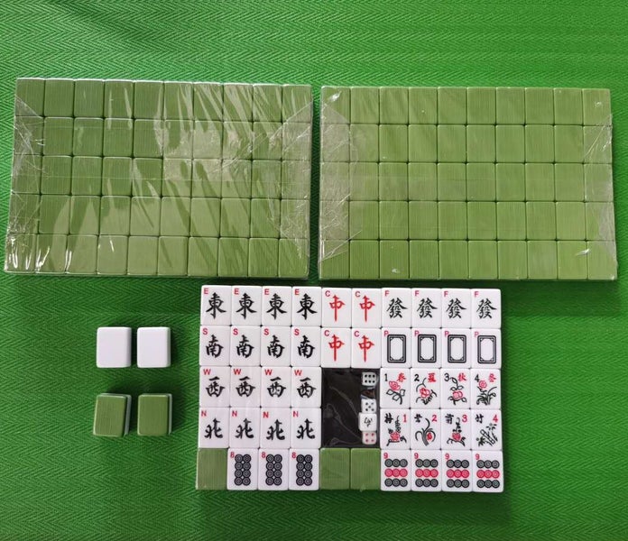 English Mahjong Set With 4 Blank Tiles (30mm Size)62976712950530111