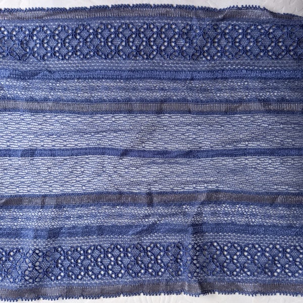 Dark blue stretch lace 19.5cm wide 5.5 meters Carousel 1