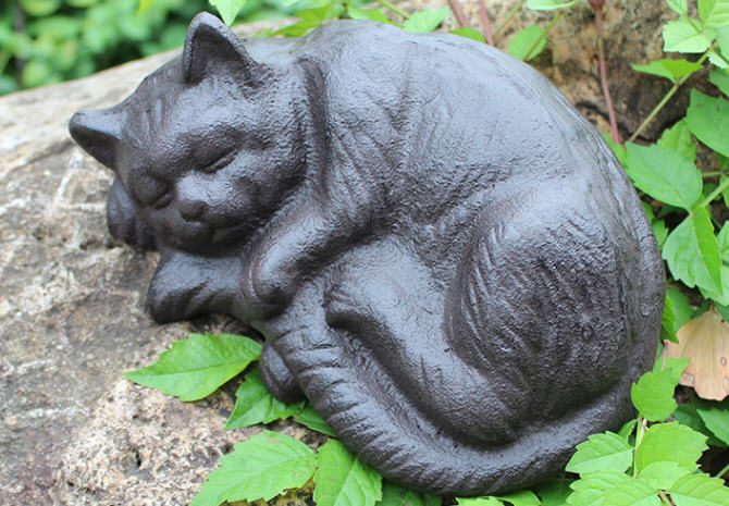 Cast Iron Sleeping Cat Sculpture Carousel 2