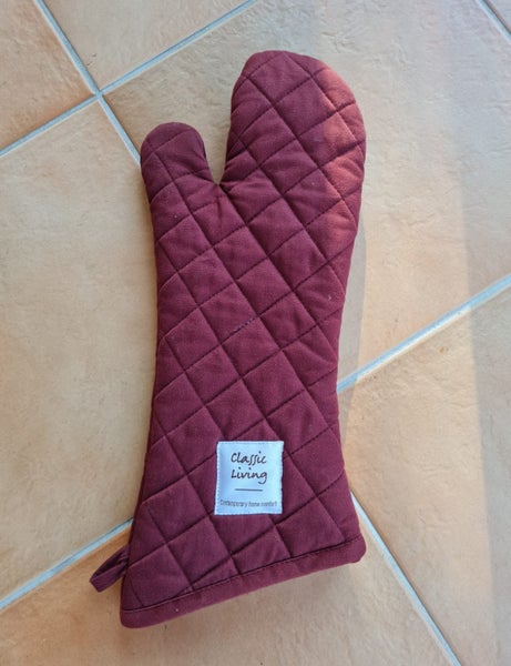 Quality Oven mitt Carousel 1