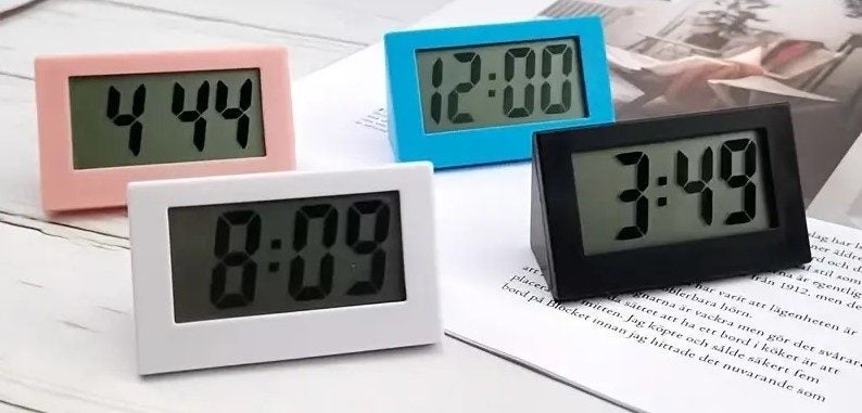 CURVED LED MIRROR CLOCK USB POWERED LARGE GREEN DISPLAY Carousel 4