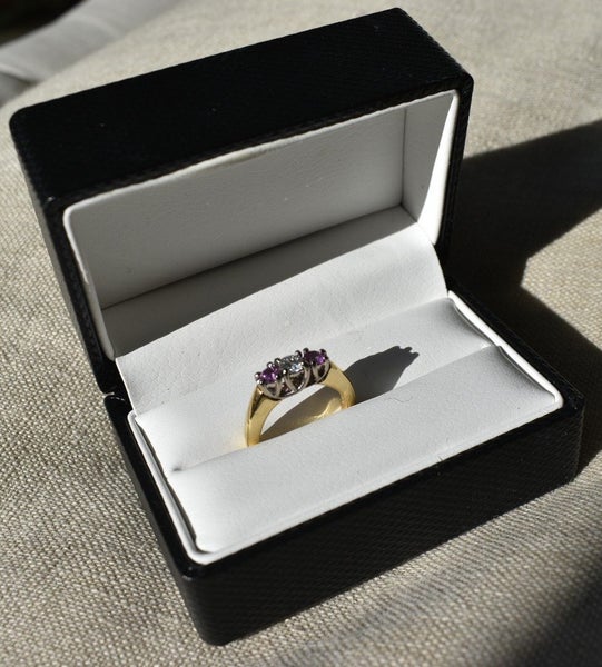 Pink Sapphire (0.44 carat) and Diamonds Ring - Yellow Gold Carousel 2