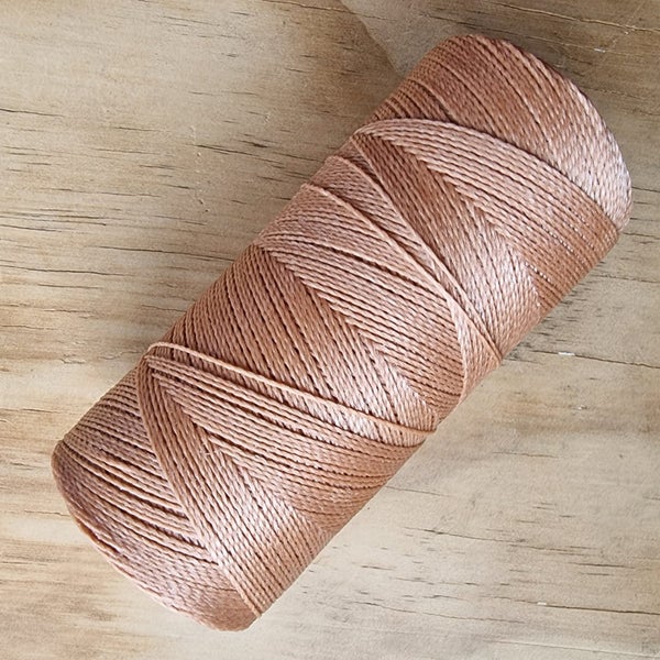 Straw/Palha 0.5mm Linhasita 330metre roll 100% waxed macrame thread Carousel 1