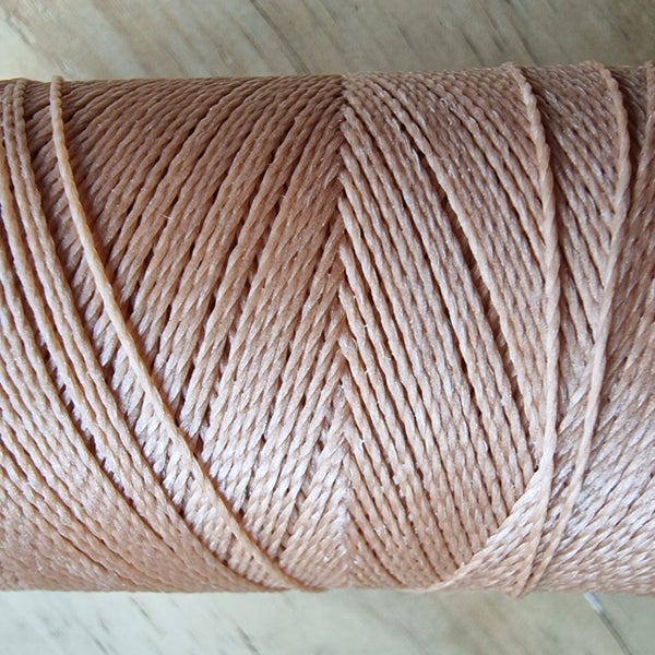 Straw/Palha 0.5mm Linhasita 330metre roll 100% waxed macrame thread Carousel 2