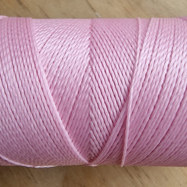 BABY PINK Cor#239 0.5mm Linhasita 330metre roll 100% waxed polyester Carousel 2