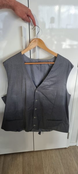 Mens grey full suit Carousel 2