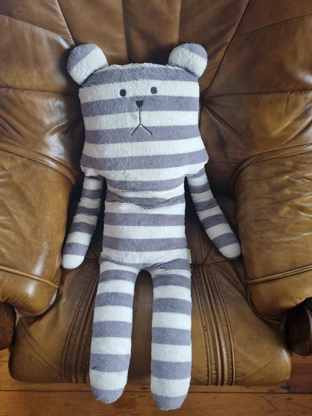 Stripy cat pillow Carousel 2