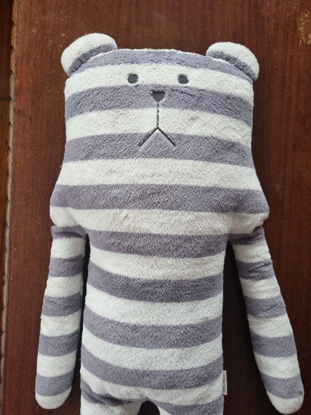 Stripy cat pillow Carousel 4