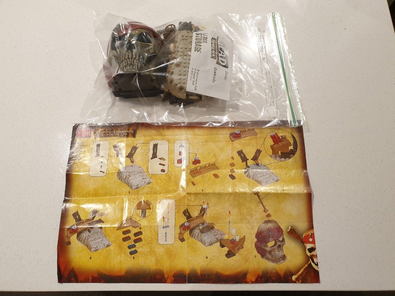 Mega Bloks - Pirates of the Caribbean At World's End Brethren's Court 1057 Carousel 9