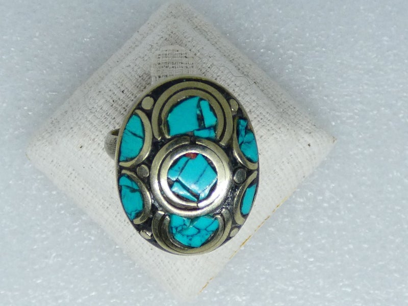 Handmade and Traditional, Nepalese Ring Carousel 2