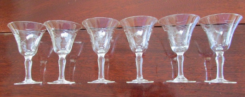 Cherry glasses - vintage Carousel 1