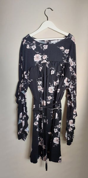 Witchery Bulk lot of Clothes - Size 12 Yrs Carousel 1