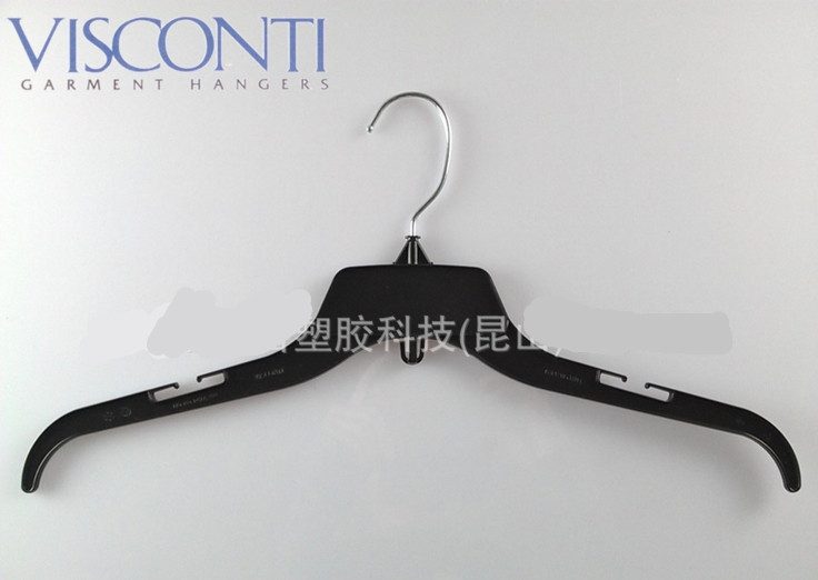 Used Garment Hangers $2.6 for 10 Hangers Carousel 1
