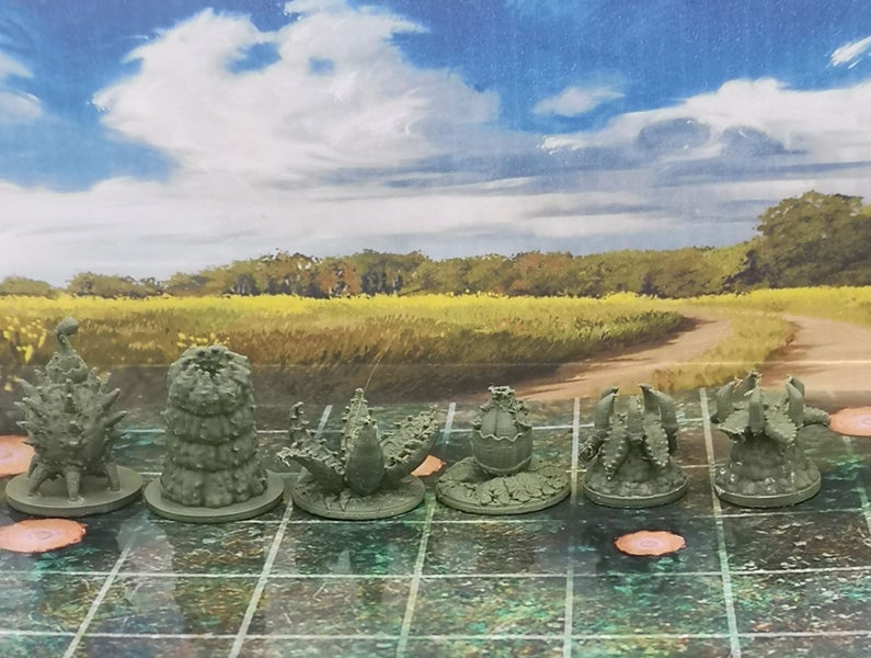 Monster Miniatures Strange Plants Set of 6 Dungeons and Dragons dice4dungeons Carousel 1