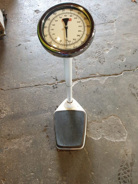 SECA BATHROOM/MEDICAL SCALES 1950-1960 made in Germany Carousel 1