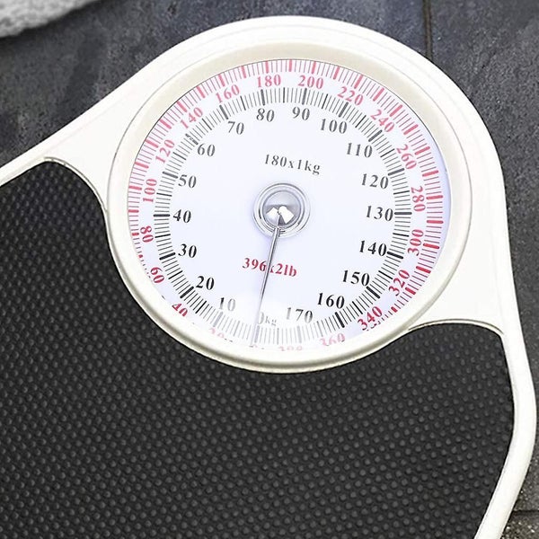 Doctor Style Mechanical Bathroom Scales Retro Black Accurate Weighing Carousel 2