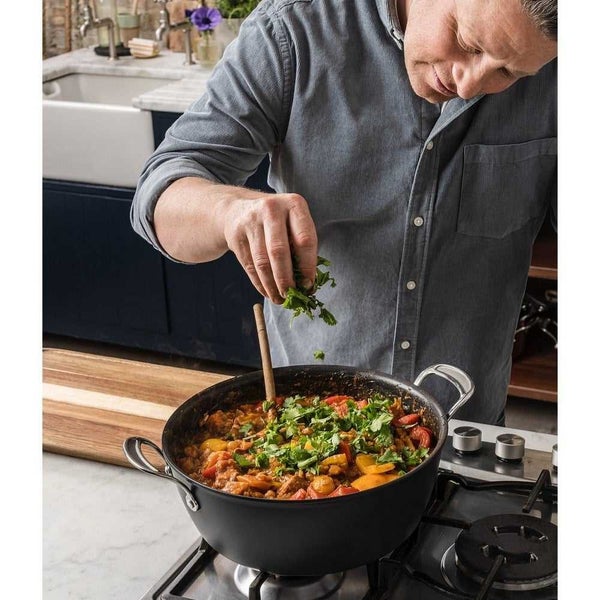 Tefal Jamie Oliver Cooks Classic Big Batch Pan 30cm / 7.2L Carousel 6