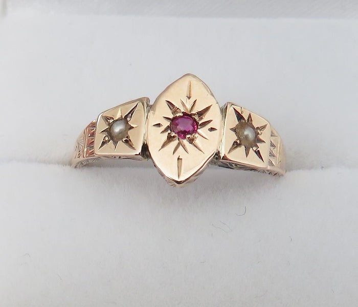 1878 Ruby and natural pearl Birmingham Carousel 1