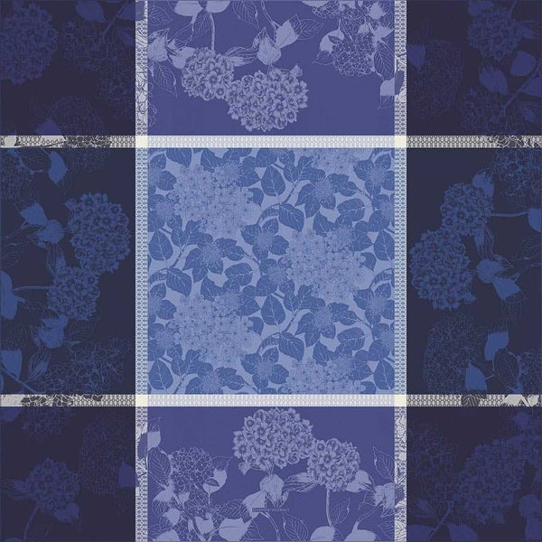 Garnier-Thiebaut Hortensias Blue Tablecloth 175x175cm Carousel 3