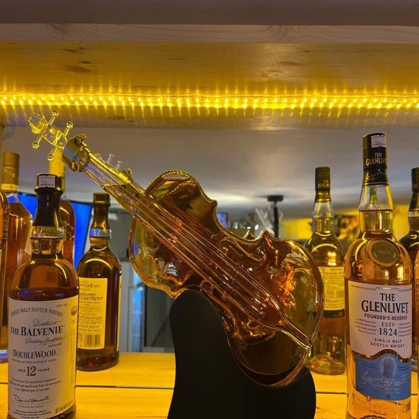 NEW 1000ml Bottle Glass Violin Whisky Decanter with Holder Wine Dispenser Carousel 8