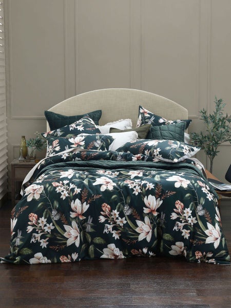 MM Verde Carrie Quilt Cover Set Green Carousel 1