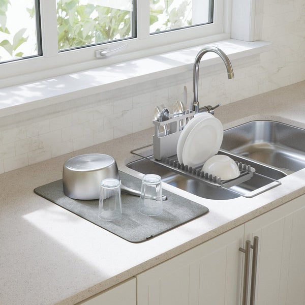 Umbra UDry Over the Sink Dish Rack with Dry Mat Charcoal Carousel 2