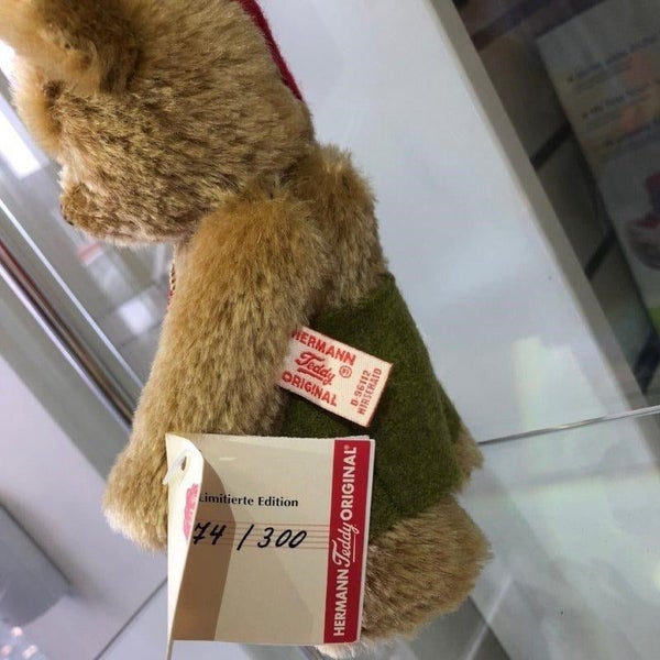 Hermann Teddy Bear Wichtel Carousel 3