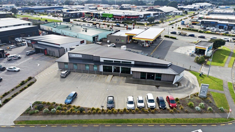 Image 1 of 25