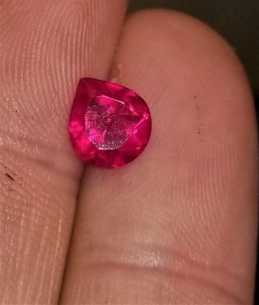 High Quality 1.1 Ct Pink Lab Created Sapphire Pear Cut Gemstone Carousel 1