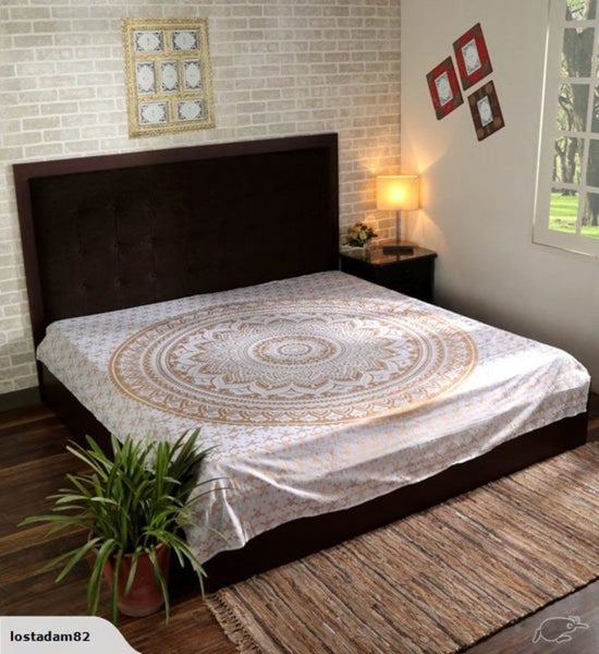 Wall Hanging Blanket 3025680 Carousel 2