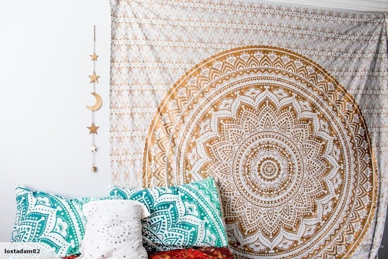 Wall Hanging Blanket 3025680 Carousel 7
