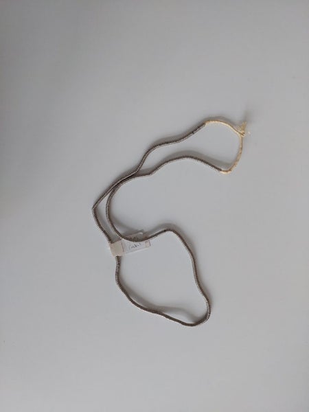 Indian Silver ring raffia necklace Carousel 1