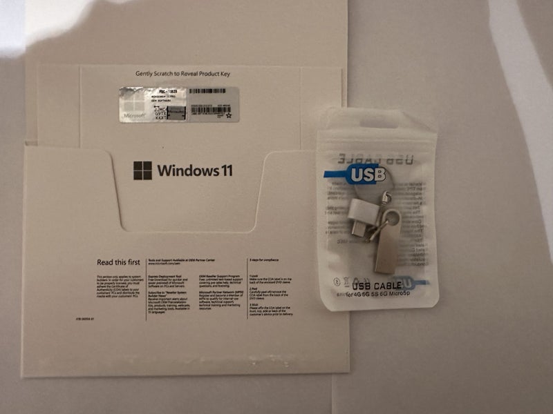 Windows 11 Pro DVD sealed with key and 16GB USB 24H2 update-Fast Post! Carousel 3