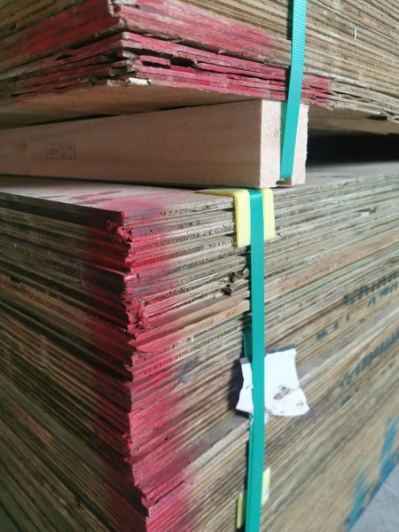 19mm H3 PLYWOOD 2.7x1.2m (Reject) Carousel 1