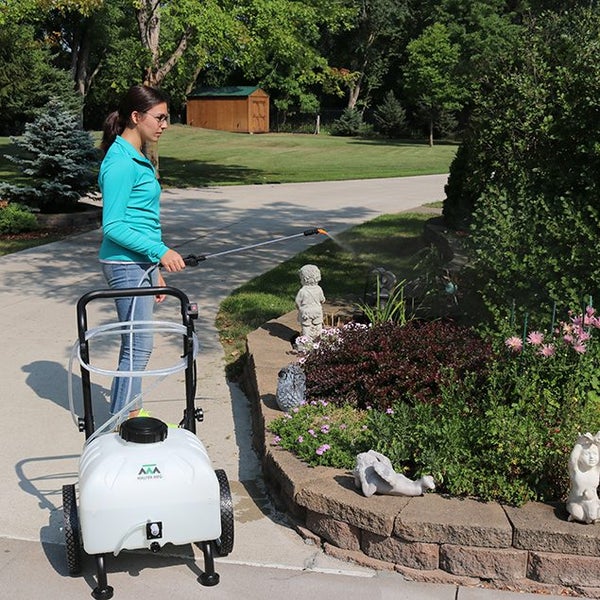 New 34 Litre Master Gardener Rechargeable Sprayer Carousel 1