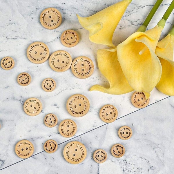 100pcs Wooden Buttons Handmade with Love 25mm I1675DC3 Carousel 12